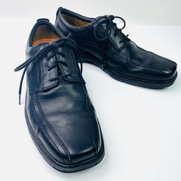 unstructured clark shoes